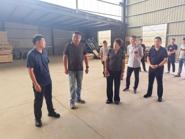 鼎金投资 潍坊诸城：市政协服务业组、相州组开展 “两提升双发力”协商助力委员企业发展活动
